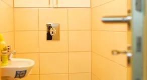 Tóparti Wellness Apartman Delux - Image 5