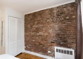 Gramercy Park Apartments - Image 2