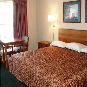 Scottish Inns Troy - Image 5
