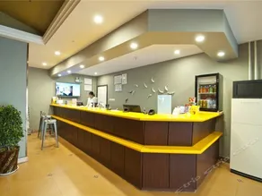 Rizhao Yuexuan Hotel - Image 4
