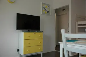 Loco Yellow - Image 3