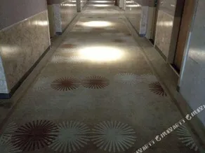 Hua Nian Hotel - Image 2