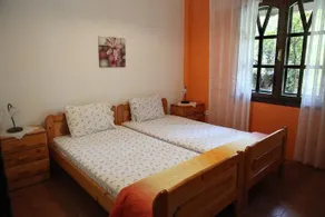 Christeluda Studios & Apartments - Image 2