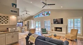 Phoenix Home with Private Oasis Walk to Lookout Mtn - Image 3