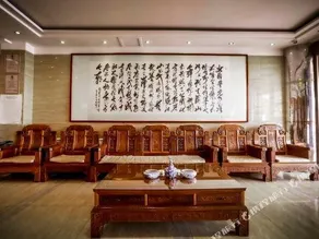 WuLian LiangYou Hotel - Image 4