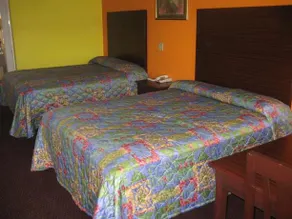 Scottish Inn Channelview - Image 3