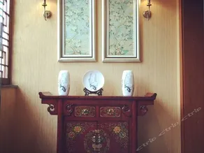 Lotus Yard Zen Hotel - Image 3