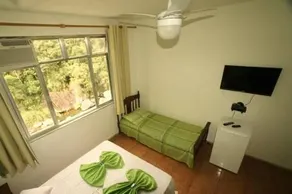 Hotel Conora by OYO Rooms - Image 5