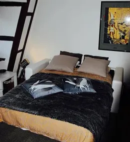 Laura's Home - Image 5