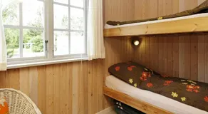 Holiday home with terrace - Image 2