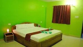 Peter's Paradise Guest House - Image 5