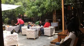 Hangzhou 4eyes Youth Hostel - Image 2