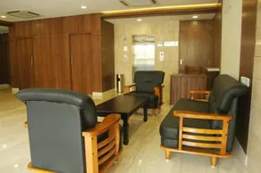 OYO Rooms Bharathiar Road - Image 2