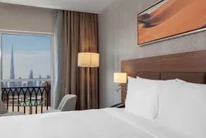 Hilton Garden Inn Dubai Al Jadaf Culture Village - Image 3