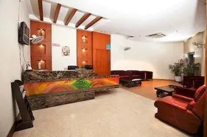 OYO Rooms Shakti Khand Indirapuram - Image 5