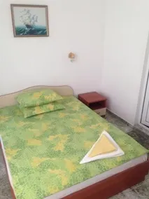 Kozarov Guest House - Image 5