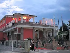 Hotel Ristorante Cigno Reale - Image 3