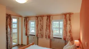 Ferienwohnung Alte Hofmark Neumayer - Image 4