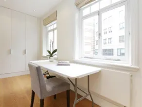 Veeve  Modern 3 Bed Townhouse In Exclusive Mayfair - Image 5