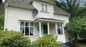 Aobrio Holidayhouse, authentic norwegian farmhouse close to Flåm - Image 2