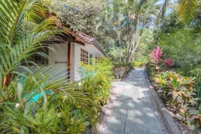 The Gardens Hotel - Image 2