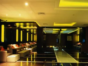 Berlin Holiday Hotel - Image 4