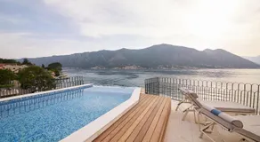 Corso Levante Luxury Suites Dobrota - Image 4