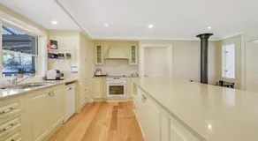 Camelot - superbly proportioned and ideally located - Image 4