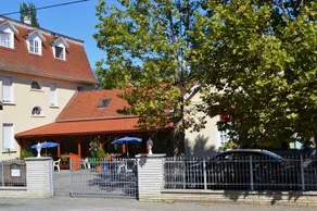 Nosztalgia Hotel - Image 3