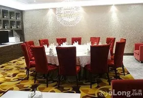 Yunlong Hotel - Image 3