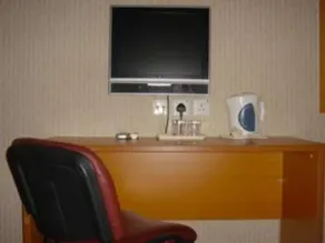Jiun Long Hotel - Image 4