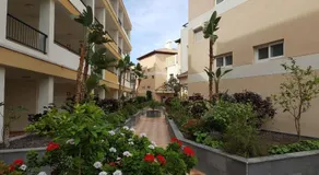 Luxurious Townhouse in Los Cristianos - Image 3