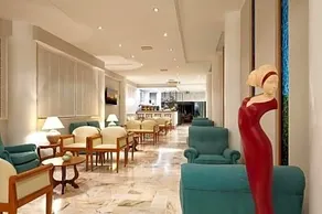 Ruhl Beach Hotel Suites - Image 2