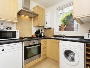 Veeve  1 Bed Garden Flat Bloom Park Road Fulham - Image 4