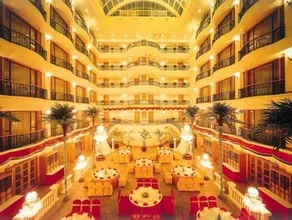 Guangzhou Plaza Hotel Beijing - Image 3