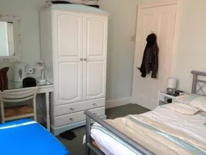 Hill House Guest House - Image 5