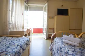 Hotel Hamburg - Image 4