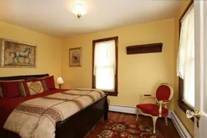 Cricket House - Image 2