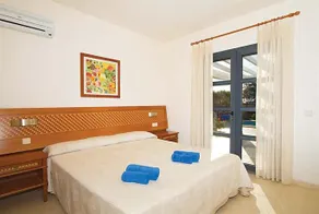 Arc Playa Blanca - Image 2