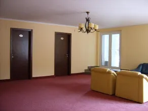 ADIS Holiday Inn Hotel - Image 2