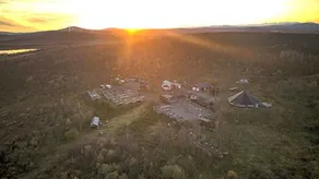 Husky Lodge - Image 2