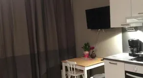 Sunshine Apartment - Image 5