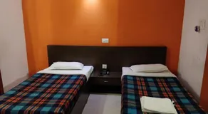 Hotel Empire - Image 4
