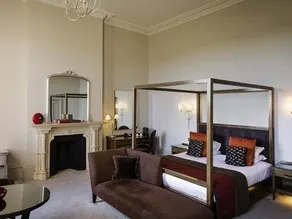 The Walton Hotel - Image 5
