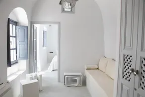Santoniro Villas - Image 3