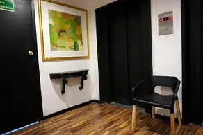 Basic Hotel - Image 4