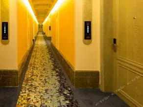 TODAY V HOTEL - Image 4