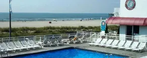 Beach Club Hotel - Image 5