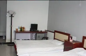 JUNFENG INN - Image 5