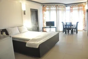 Blue Lagoon Villas - Image 2